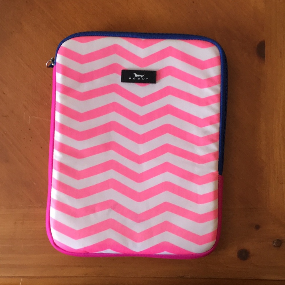 SCOUT TECH CASE